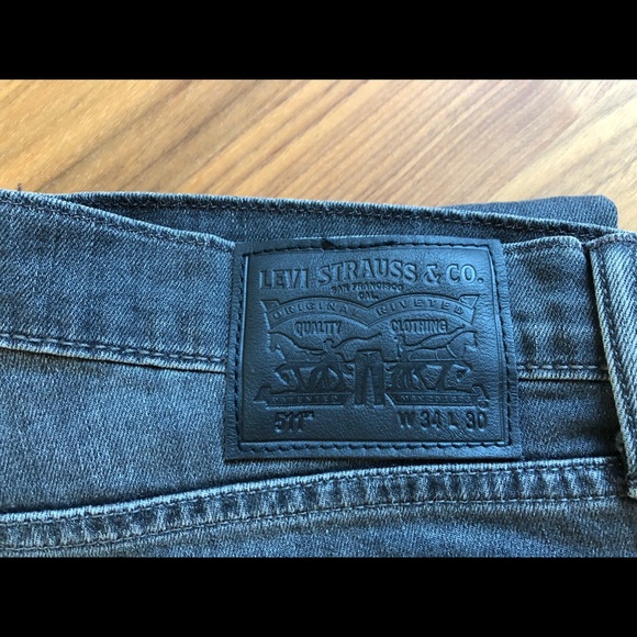 Levi’s Slim Fit Jeans 👖 - Picture 4 of 10
